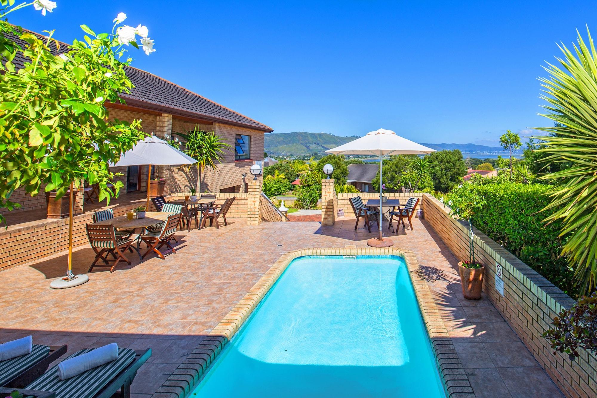 Amber Guest Lodge Knysna Exteriör bild