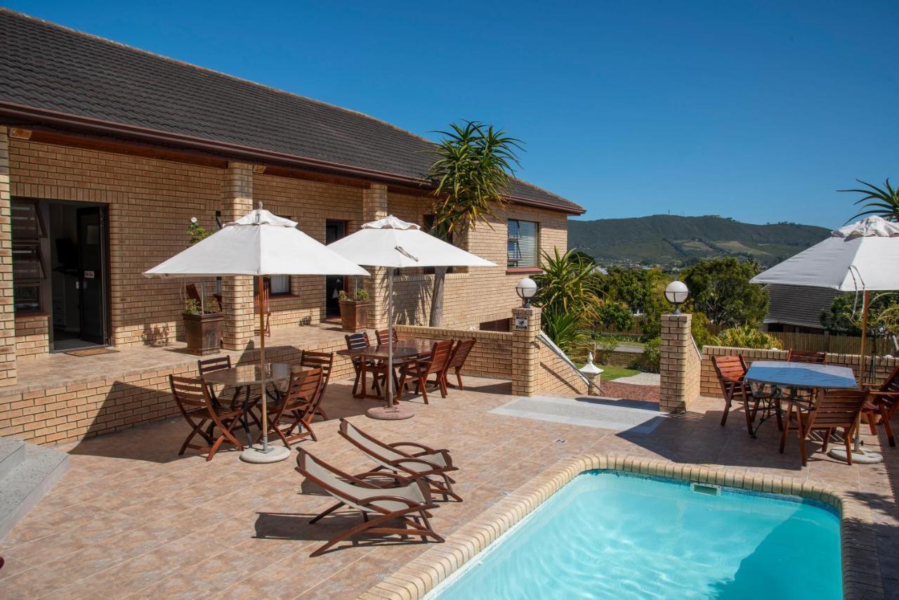 Amber Guest Lodge Knysna Exteriör bild